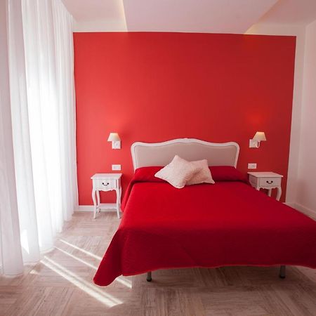 Il Gioiellino Art Bed & Breakfast เนเปิลส์ ภายนอก รูปภาพ