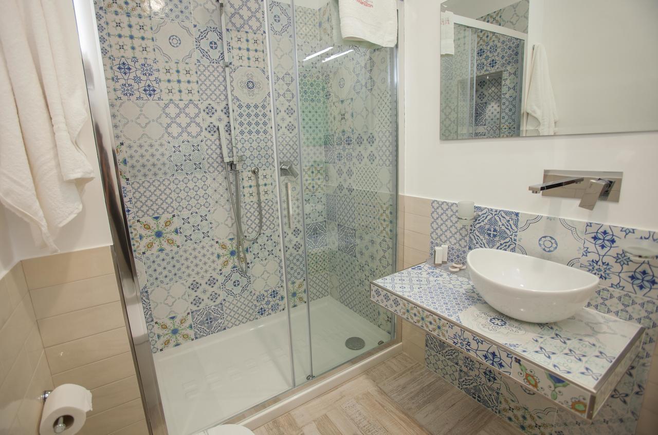 Il Gioiellino Art Bed & Breakfast เนเปิลส์ ภายนอก รูปภาพ