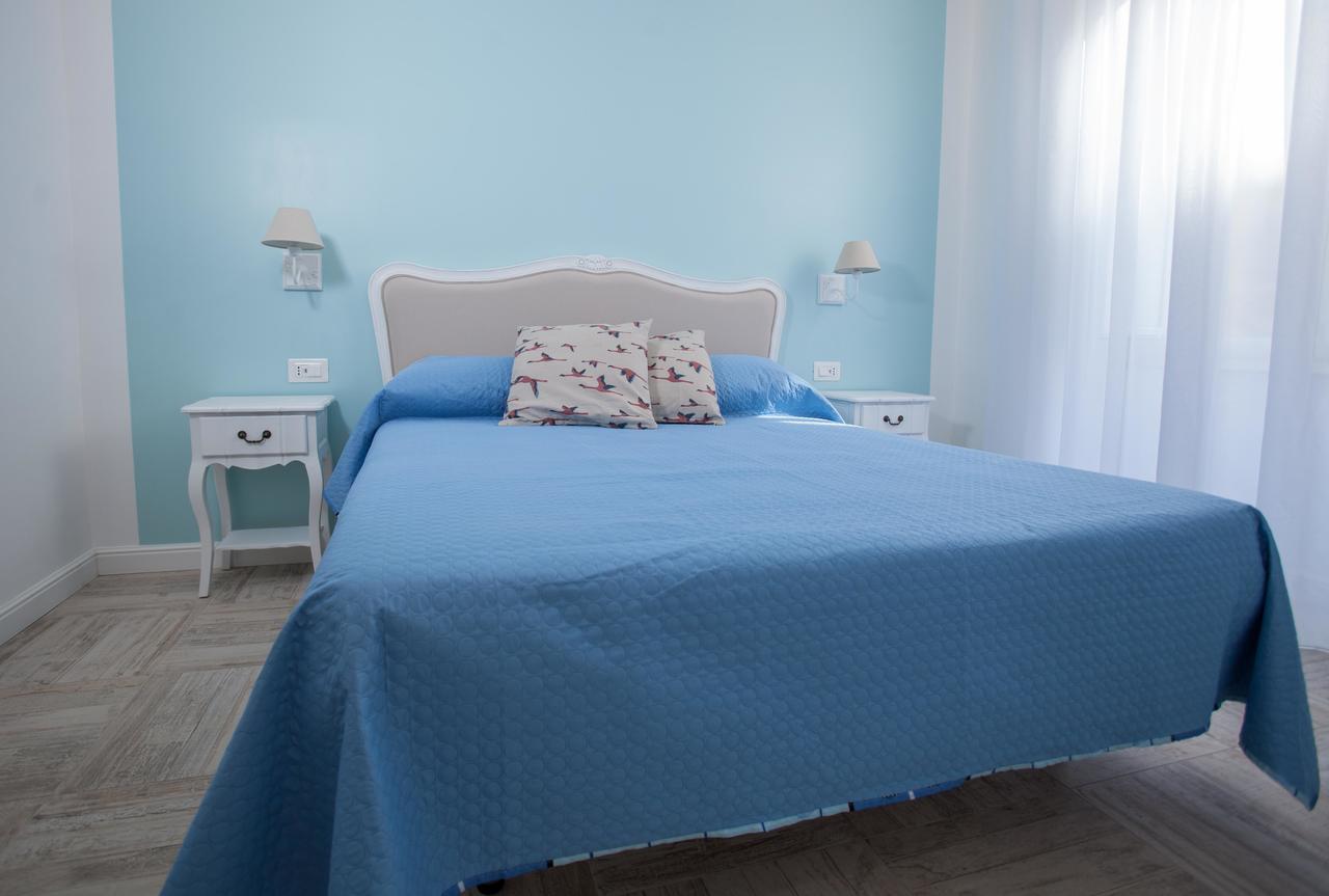 Il Gioiellino Art Bed & Breakfast เนเปิลส์ ภายนอก รูปภาพ