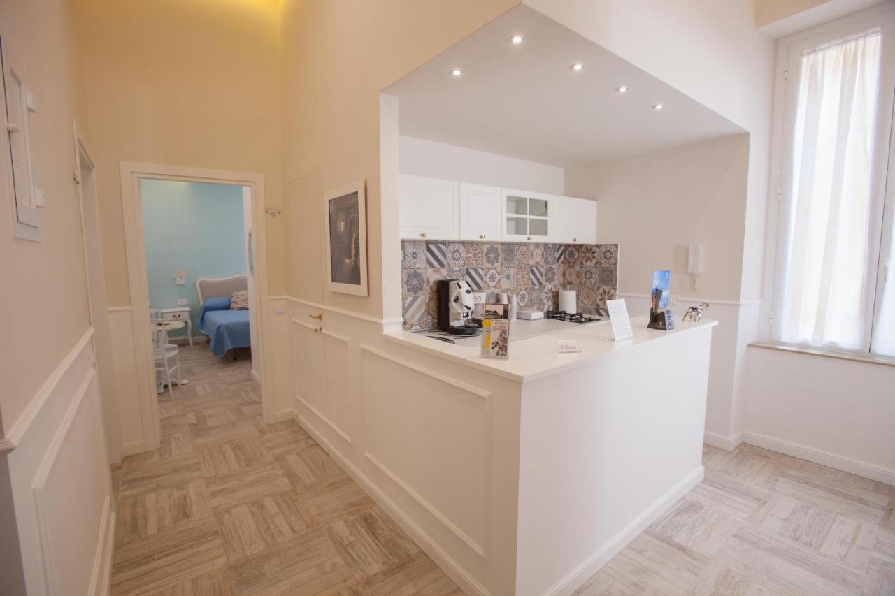 Il Gioiellino Art Bed & Breakfast เนเปิลส์ ภายนอก รูปภาพ